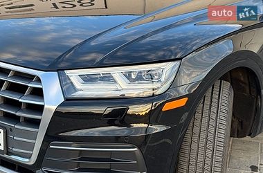 Позашляховик / Кросовер Audi Q5 2018 в Рівному