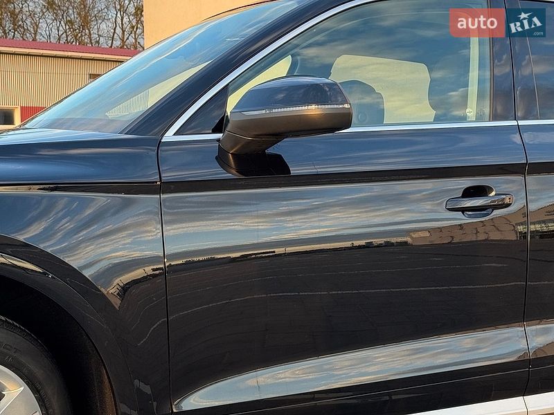 Позашляховик / Кросовер Audi Q5 2018 в Рівному