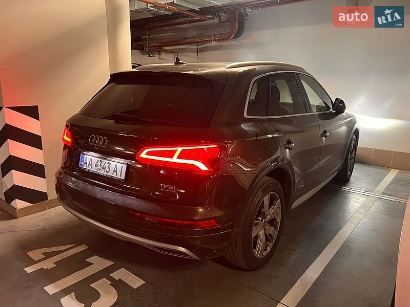 Позашляховик / Кросовер Audi Q5 2017 в Хмельницькому