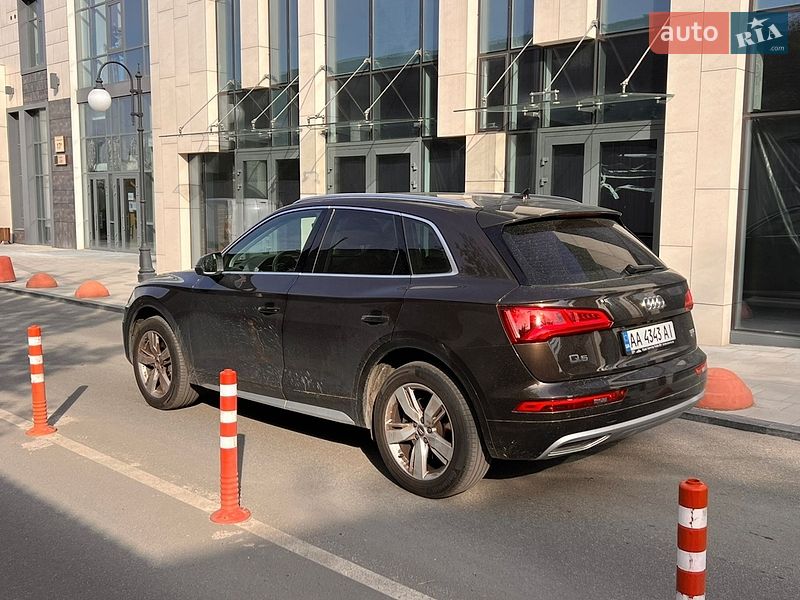 Позашляховик / Кросовер Audi Q5 2017 в Хмельницькому