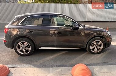 Позашляховик / Кросовер Audi Q5 2017 в Хмельницькому