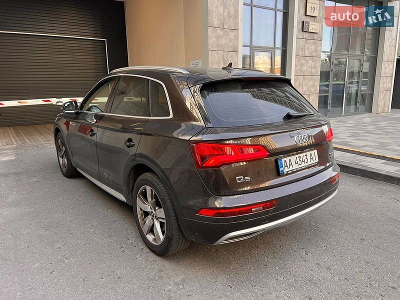 Позашляховик / Кросовер Audi Q5 2017 в Хмельницькому