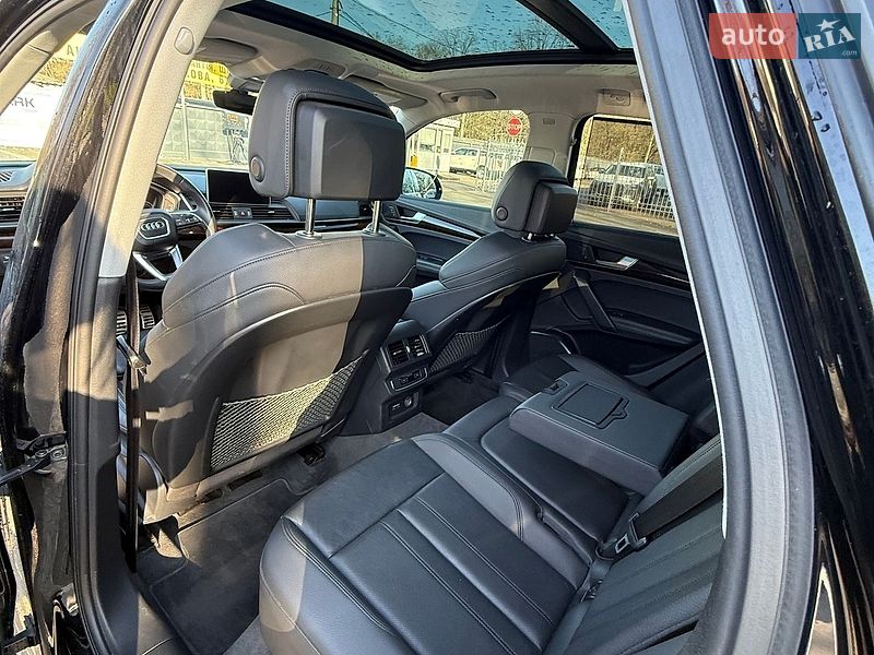 Внедорожник / Кроссовер Audi Q5 2020 в Киеве