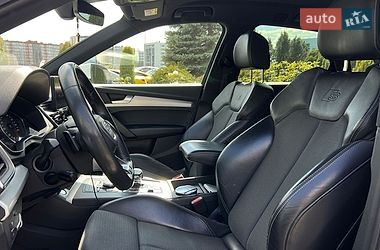 Внедорожник / Кроссовер Audi Q5 2018 в Львове