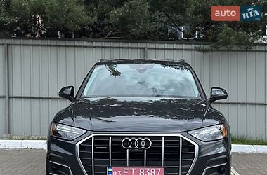 Позашляховик / Кросовер Audi Q5 2021 в Луцьку