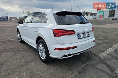 Внедорожник / Кроссовер Audi Q5 2018 в Одессе