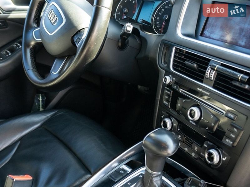 Внедорожник / Кроссовер Audi Q5 2013 в Житомире