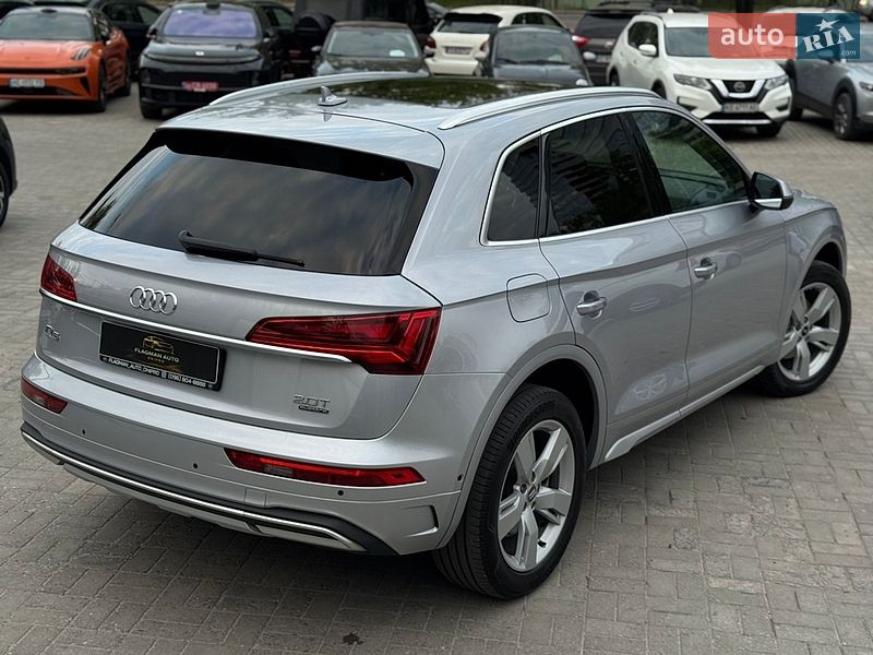 Внедорожник / Кроссовер Audi Q5 2021 в Днепре