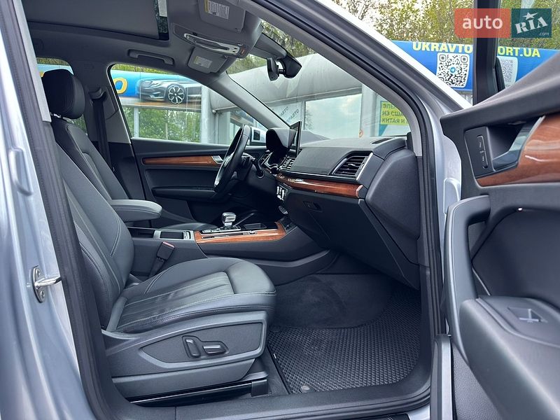 Внедорожник / Кроссовер Audi Q5 2021 в Днепре