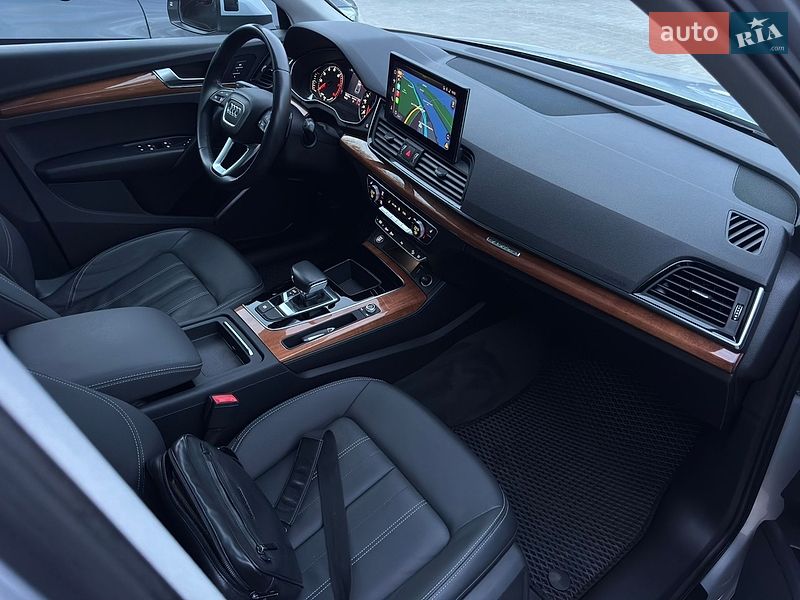 Внедорожник / Кроссовер Audi Q5 2021 в Днепре