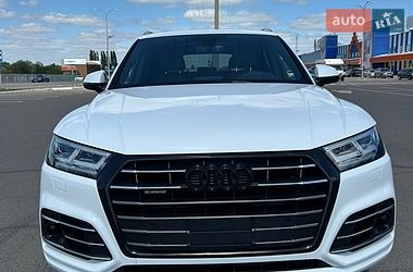 Внедорожник / Кроссовер Audi Q5 2018 в Луцке