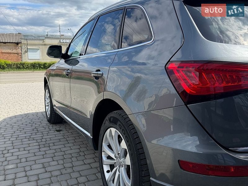 Внедорожник / Кроссовер Audi Q5 2015 в Каменец-Подольском
