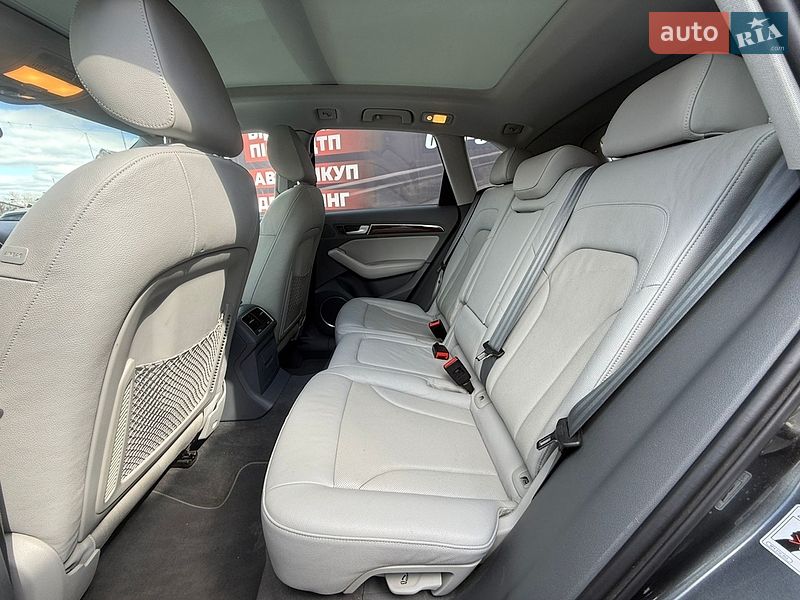 Позашляховик / Кросовер Audi Q5 2016 в Стрию