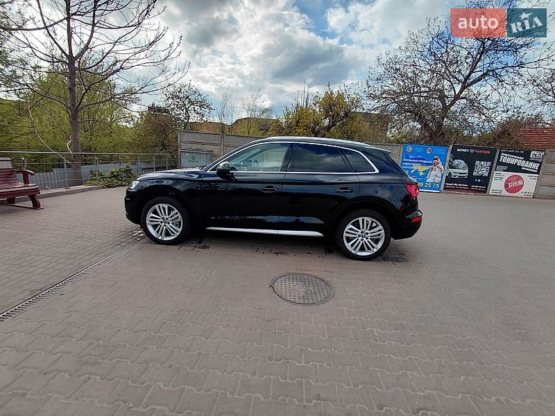 Внедорожник / Кроссовер Audi Q5 2018 в Кривом Роге