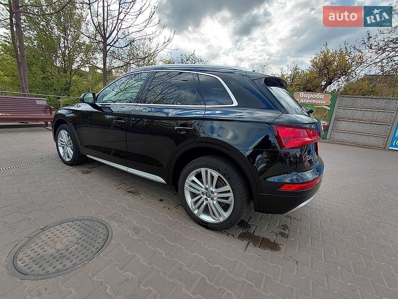 Внедорожник / Кроссовер Audi Q5 2018 в Кривом Роге