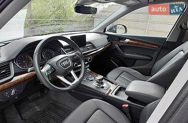 Внедорожник / Кроссовер Audi Q5 2018 в Кривом Роге