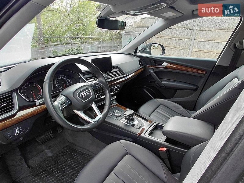 Внедорожник / Кроссовер Audi Q5 2018 в Кривом Роге