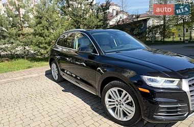 Позашляховик / Кросовер Audi Q5 2017 в Івано-Франківську