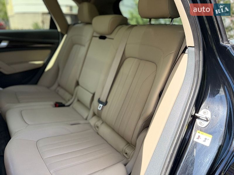 Позашляховик / Кросовер Audi Q5 2017 в Івано-Франківську
