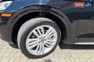 Позашляховик / Кросовер Audi Q5 2017 в Івано-Франківську