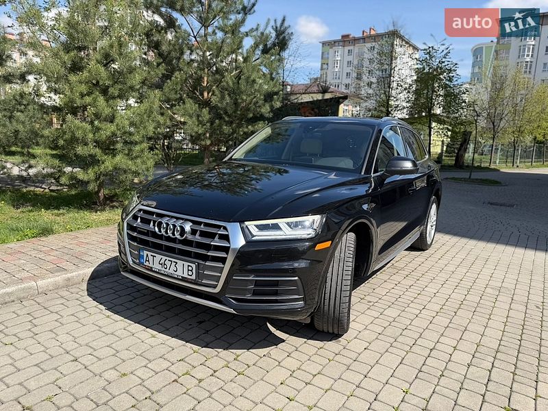 Позашляховик / Кросовер Audi Q5 2017 в Івано-Франківську
