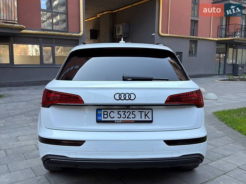 Внедорожник / Кроссовер Audi Q5 2021 в Львове