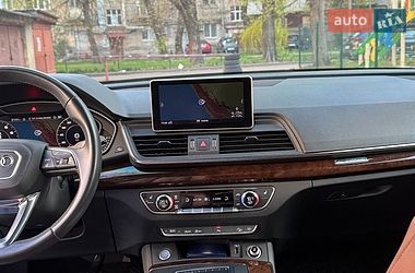 Внедорожник / Кроссовер Audi Q5 2019 в Киеве