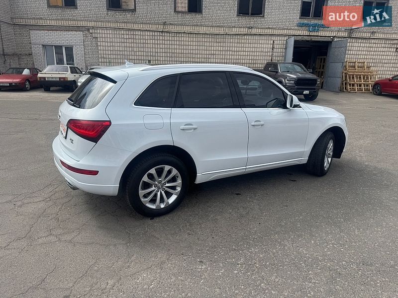 Внедорожник / Кроссовер Audi Q5 2013 в Киеве
