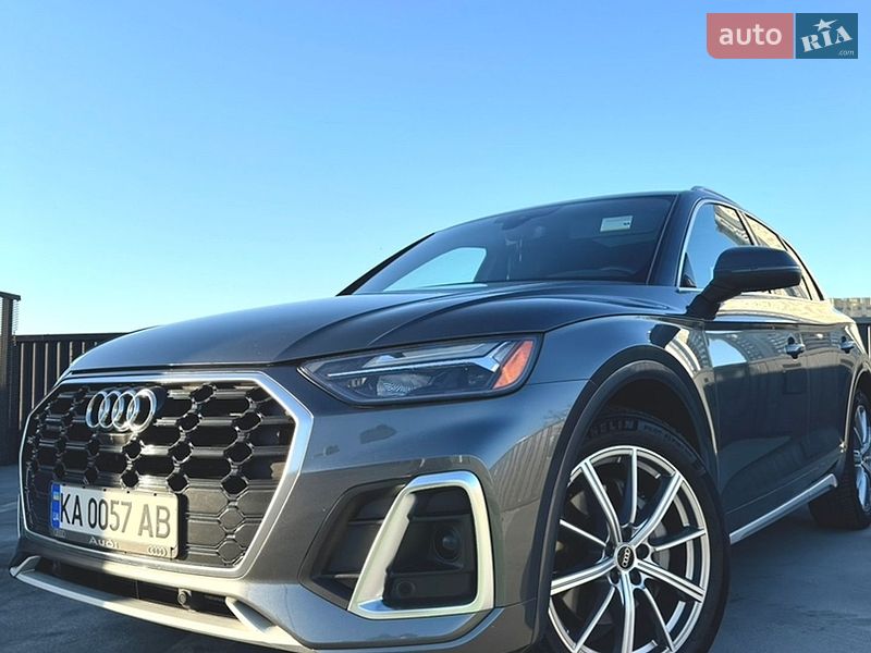 Внедорожник / Кроссовер Audi Q5 2022 в Киеве