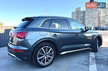 Внедорожник / Кроссовер Audi Q5 2022 в Киеве