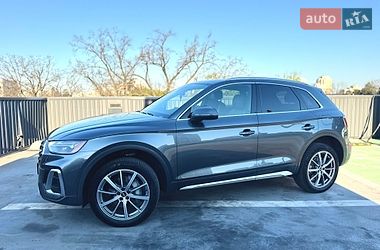 Внедорожник / Кроссовер Audi Q5 2022 в Киеве