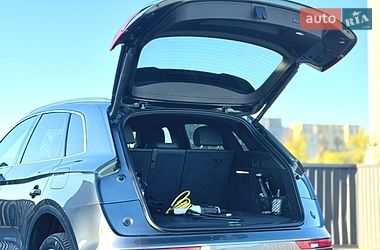 Внедорожник / Кроссовер Audi Q5 2022 в Киеве