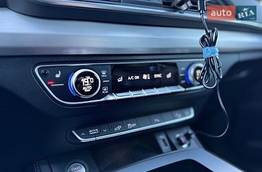 Внедорожник / Кроссовер Audi Q5 2022 в Киеве