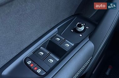 Внедорожник / Кроссовер Audi Q5 2022 в Киеве