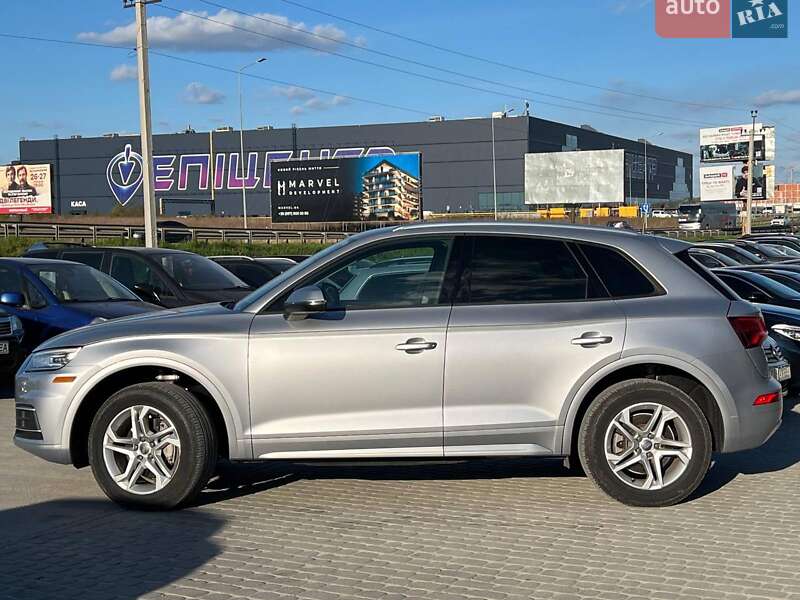 Внедорожник / Кроссовер Audi Q5 2017 в Львове