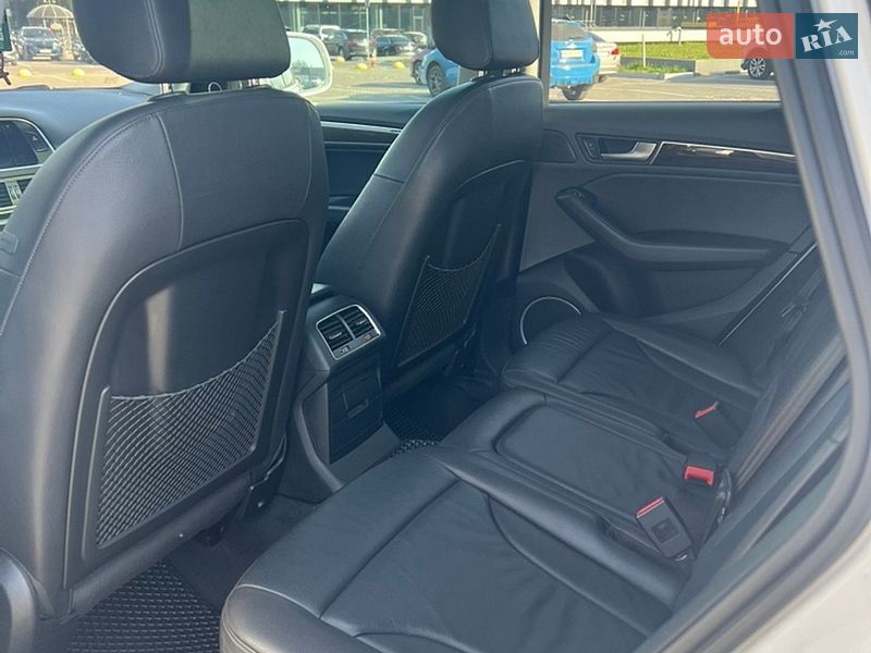 Внедорожник / Кроссовер Audi Q5 2015 в Одессе