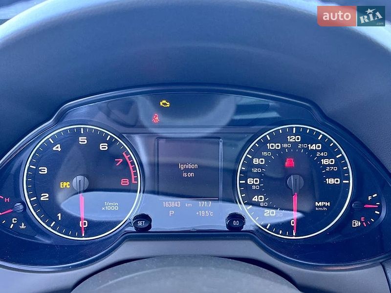 Внедорожник / Кроссовер Audi Q5 2011 в Каменец-Подольском