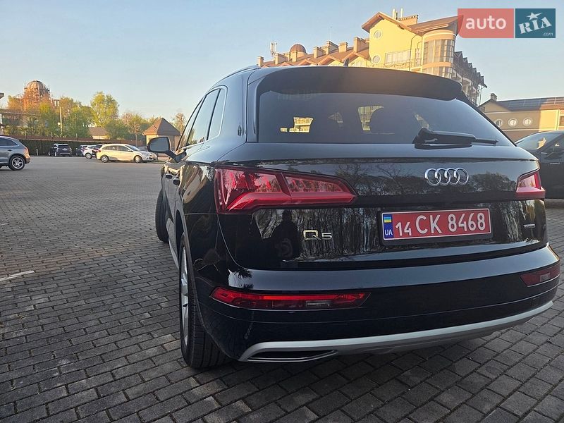 Внедорожник / Кроссовер Audi Q5 2019 в Львове