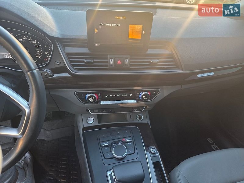 Внедорожник / Кроссовер Audi Q5 2019 в Львове