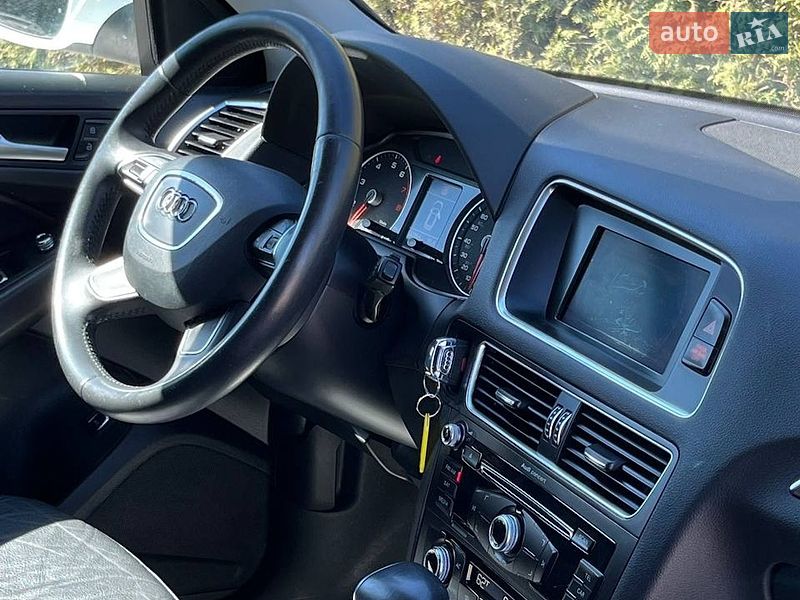Внедорожник / Кроссовер Audi Q5 2014 в Львове