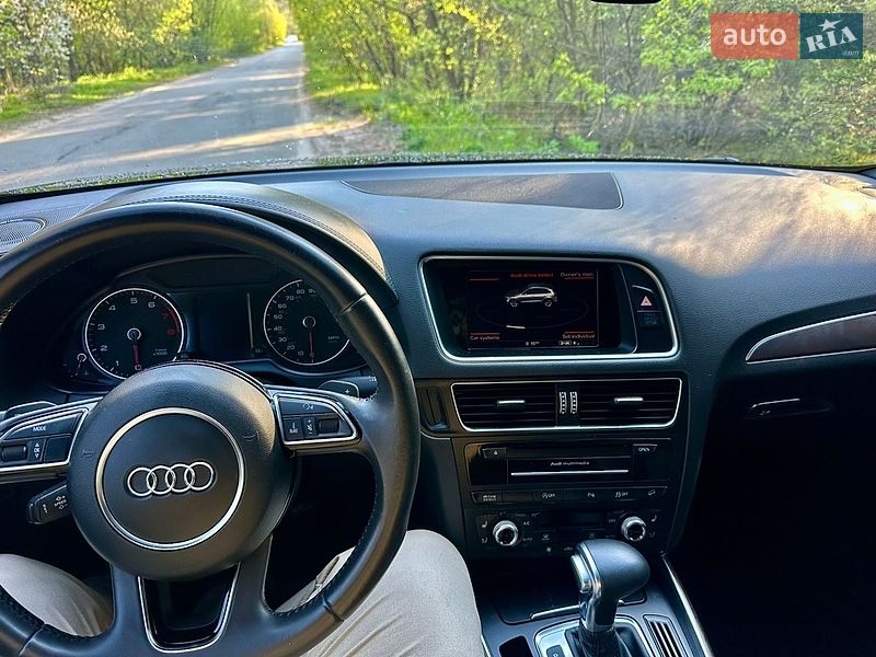 Внедорожник / Кроссовер Audi Q5 2014 в Киеве