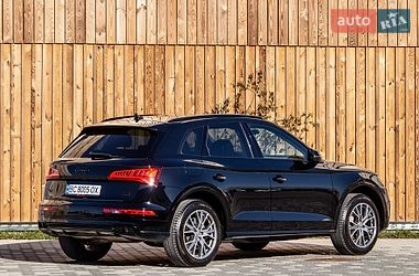 Внедорожник / Кроссовер Audi Q5 2017 в Львове