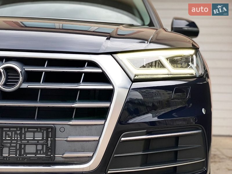Внедорожник / Кроссовер Audi Q5 2019 в Львове