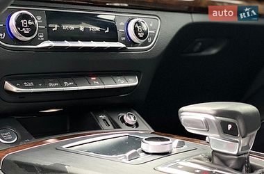 Внедорожник / Кроссовер Audi Q5 2019 в Львове
