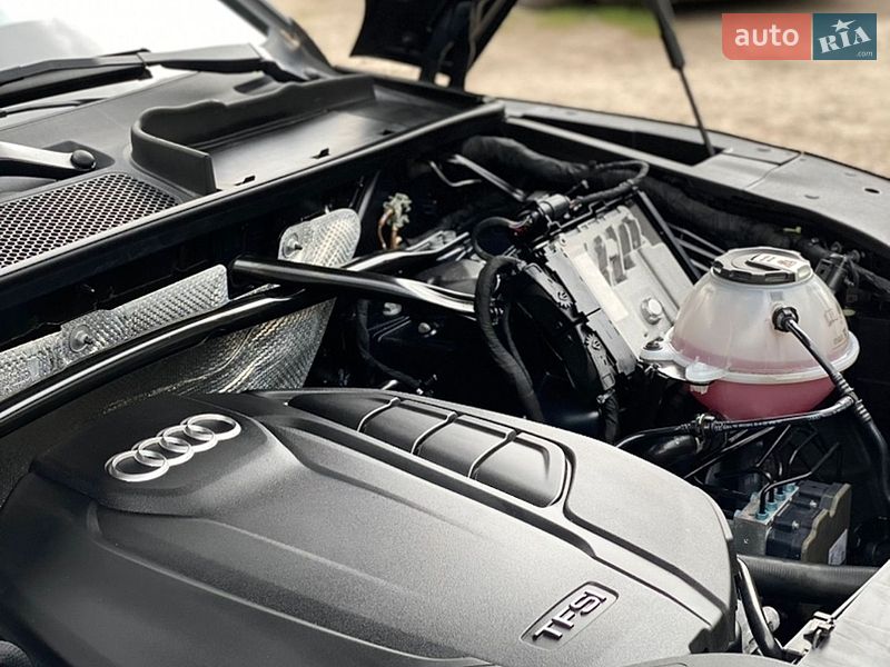 Внедорожник / Кроссовер Audi Q5 2019 в Львове