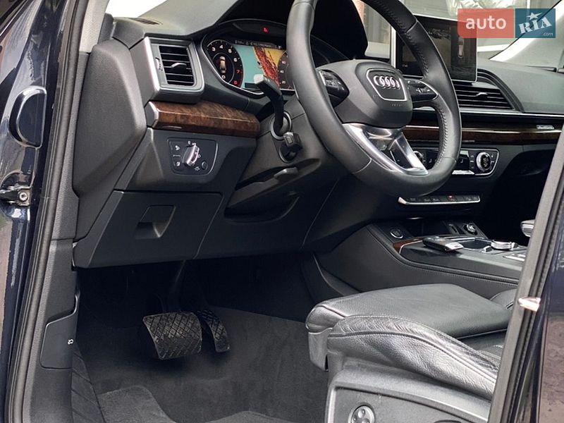 Внедорожник / Кроссовер Audi Q5 2019 в Львове