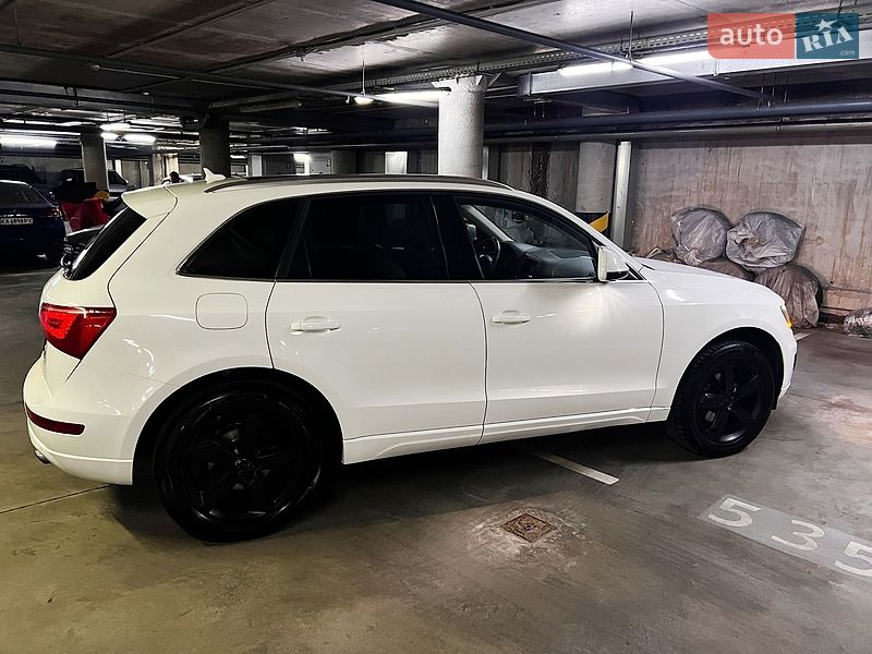 Внедорожник / Кроссовер Audi Q5 2012 в Киеве