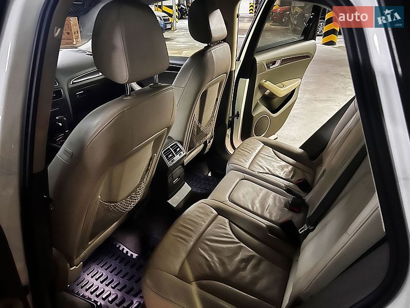 Внедорожник / Кроссовер Audi Q5 2012 в Киеве
