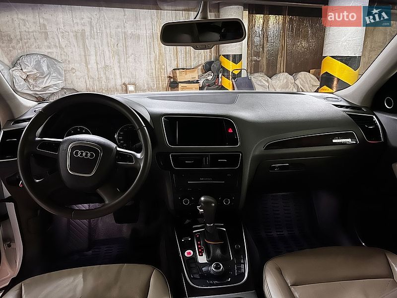 Внедорожник / Кроссовер Audi Q5 2012 в Киеве