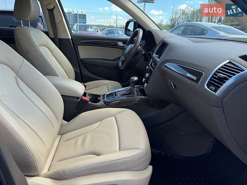 Внедорожник / Кроссовер Audi Q5 2013 в Львове